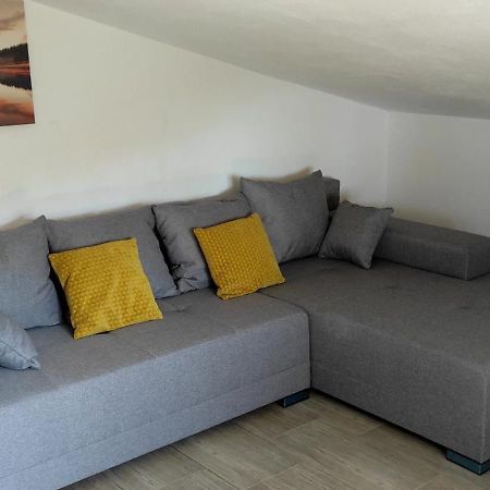 Mali Delfin Apartment สเวติยูไร ภายนอก รูปภาพ