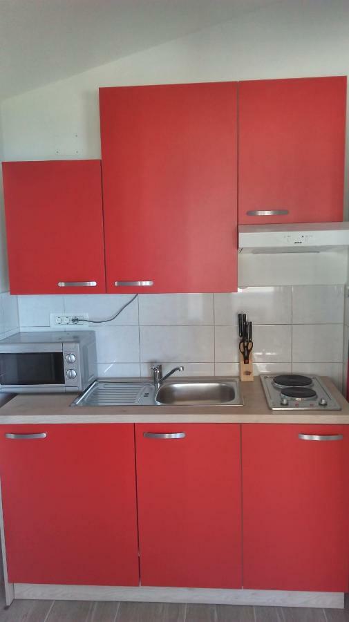 Mali Delfin Apartment สเวติยูไร ภายนอก รูปภาพ